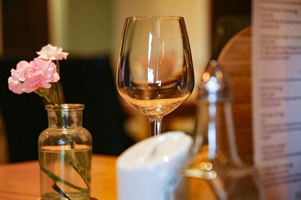 Restaurant wine glass